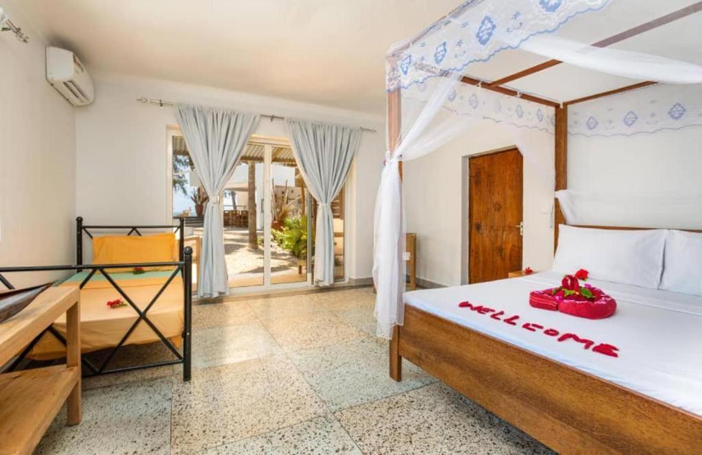 Seashore Beach Hotel Kiwengwa  ภายนอก รูปภาพ